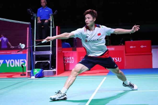 权或年轻球 权或年轻球